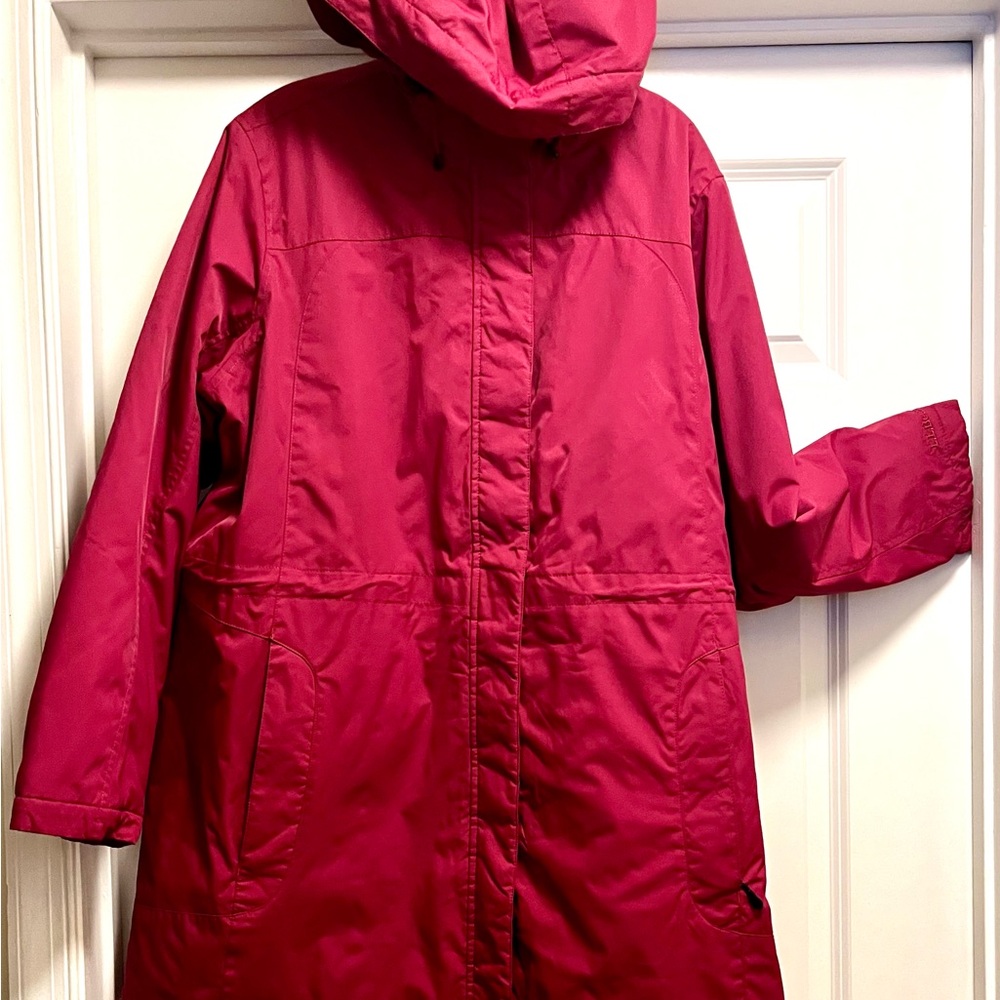 L.L. Bean Women's Fuchsia Hooded Ski Jacket
